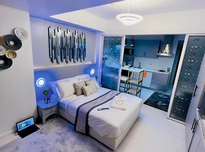 Azure Urban Residences - The Paris Hilton Club * Manila